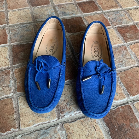 TOD’S Suede Driving Gommino Shoes - Picture 2 of 11